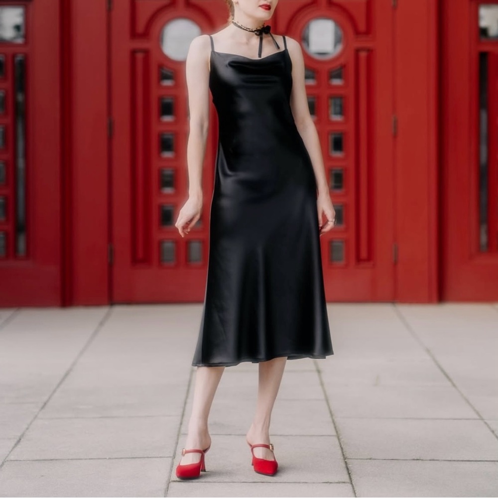 Elegant Black Satin Slip Dress - Picture 7 of 9